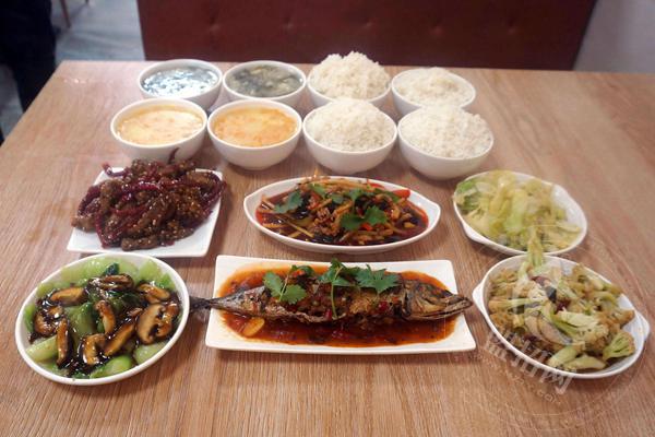 常青麦香园老板叫什么