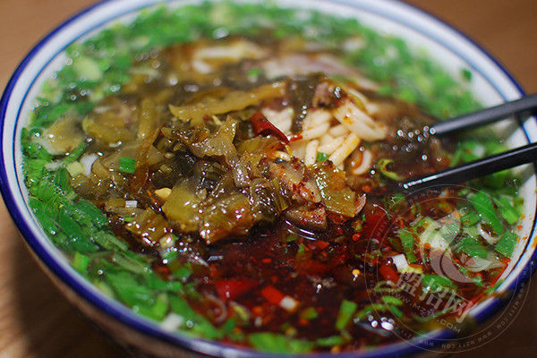 尊面煌面館
