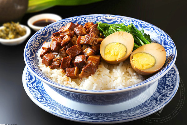 沈小厨鸡扒卤肉饭怎么样
