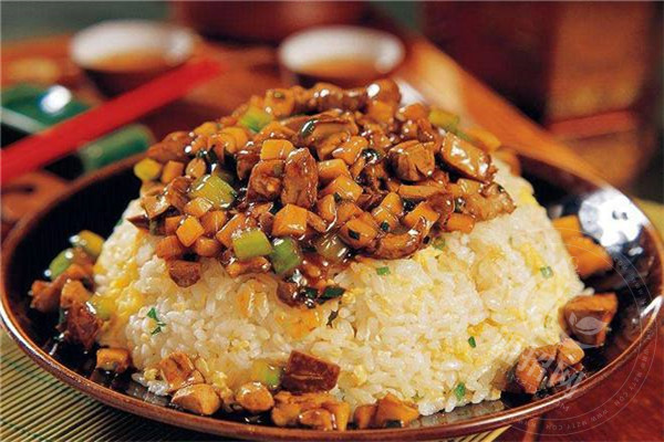 成都的外婆卤肉饭生意靠谱吗