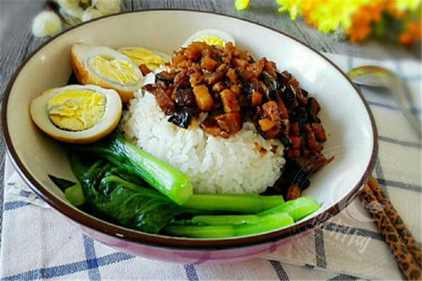 钱小饭卤肉饭怎么样