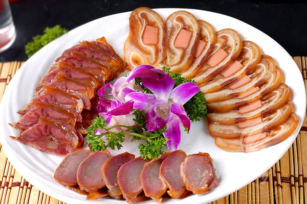 王家铁勺熟食店加盟