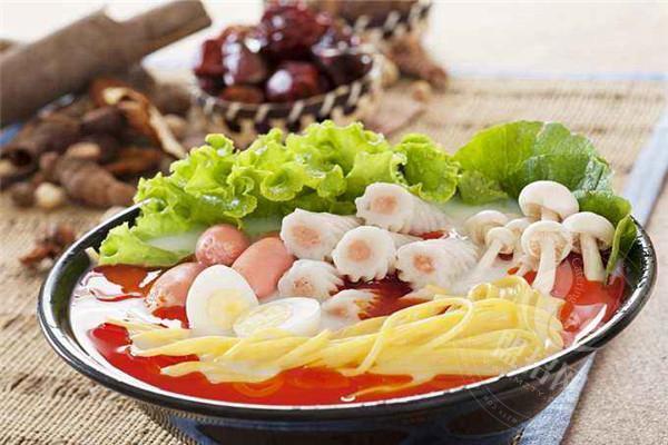 潘胖胖麻辣烫加盟费