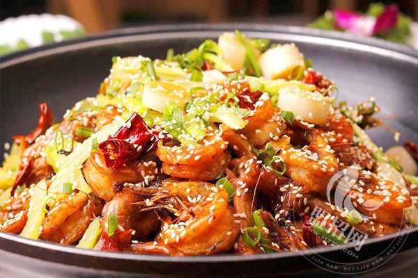 小魔椒麻辣香锅加盟店