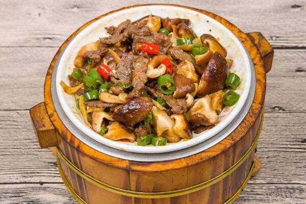 黄大妈木桶饭加盟多少钱
