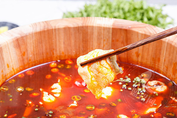 美食密码木桶滋滋锅加盟