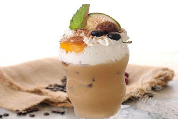8丸子奶茶和兰芳园