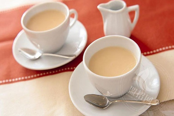 来泰坐坐奶茶加盟
