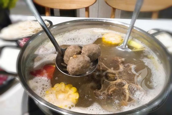 牛骨头自助火锅加盟
