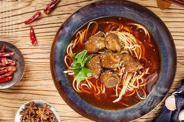 陈香贵兰州牛肉面成本和利润怎么算