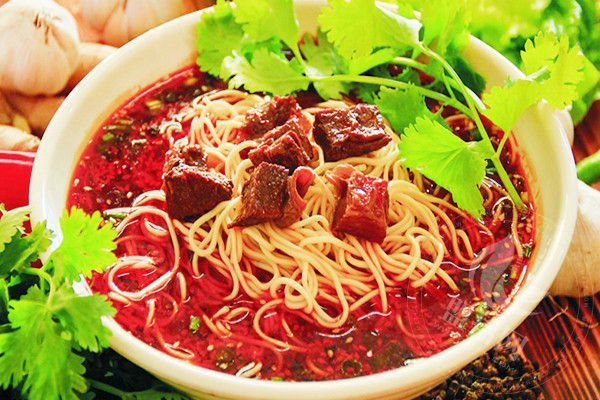 陈香贵兰州牛肉面成本和利润怎么算