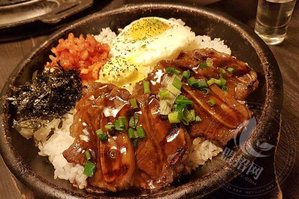 巴一碗豆花拌饭多少家店