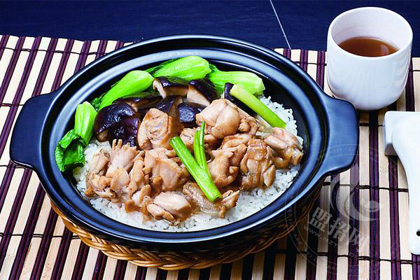 张记砂锅饭总部在什么地方