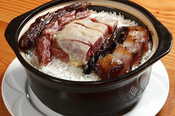 阿宏砂锅饭属于哪家公司