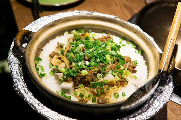 老万砂锅加盟总部在哪