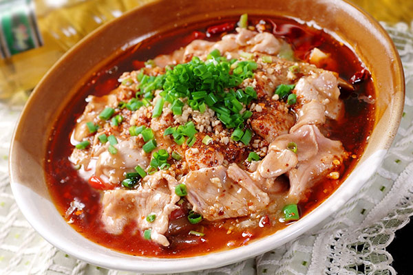 云阿朵水煮肉片挣钱么