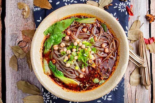 尕记锅魁酸辣粉利润