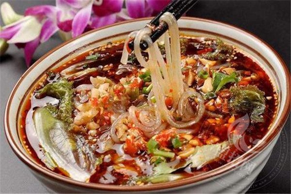 白象酸辣粉是哪里的