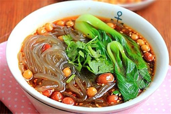 白象酸辣粉是哪里的