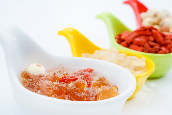五条人糖水铺能赚钱吗