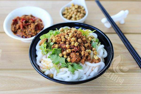 潮阿婆土豆粉创始人是谁