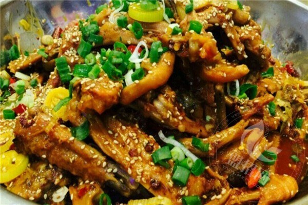 张大师鸭爪爪总部