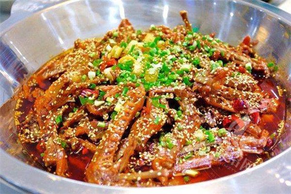 张大师鸭爪爪总部在哪