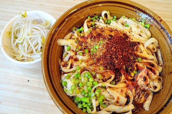 王二怪油泼面