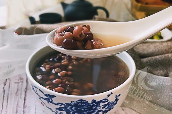 阿公阿婆粥饼店