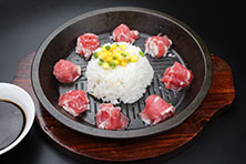 串串婆婆涮烤潮店加盟