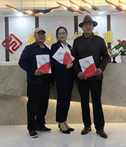 老街坊捞汁瀑布火锅加盟