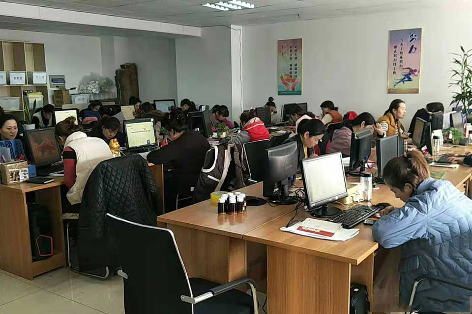 小红泥陶炉鸡加盟