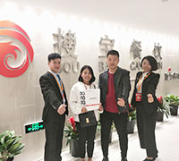 溢家鲜麻辣小海鲜加盟
